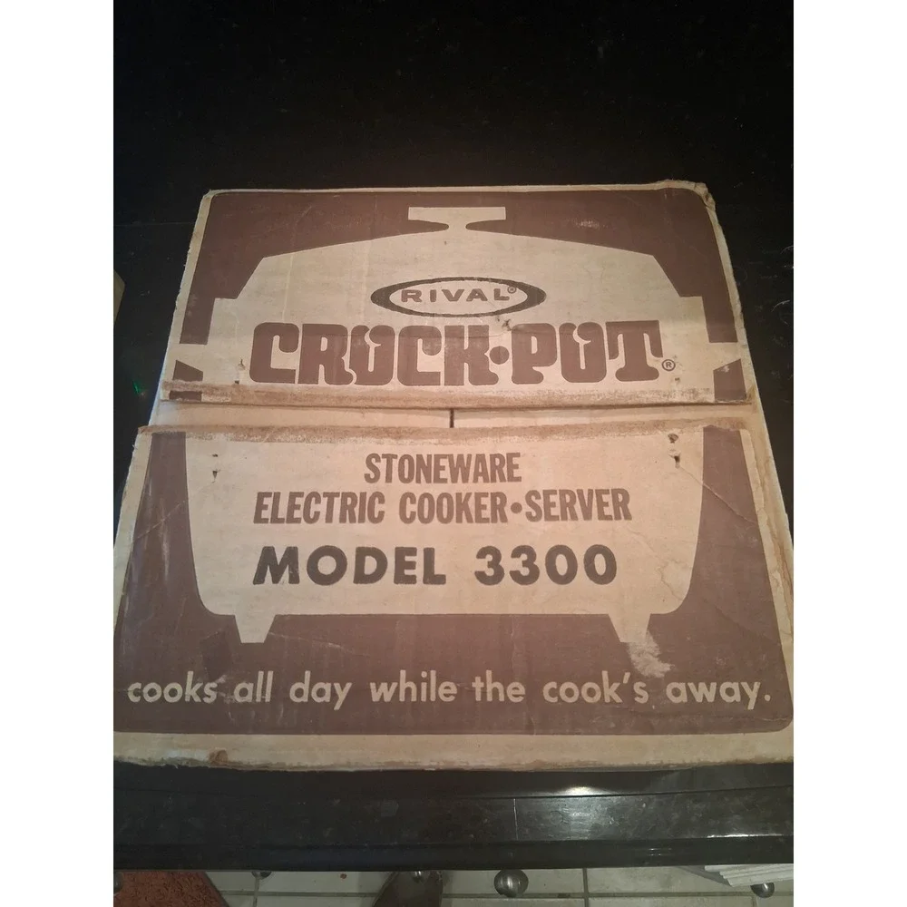 Vintage Rival Crock-Pot Model 3300 5 Qt Stoneware Slow Cooker Gold 1970s Box